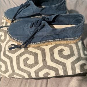 Natural World Eco-Friendly Blue Sneakers